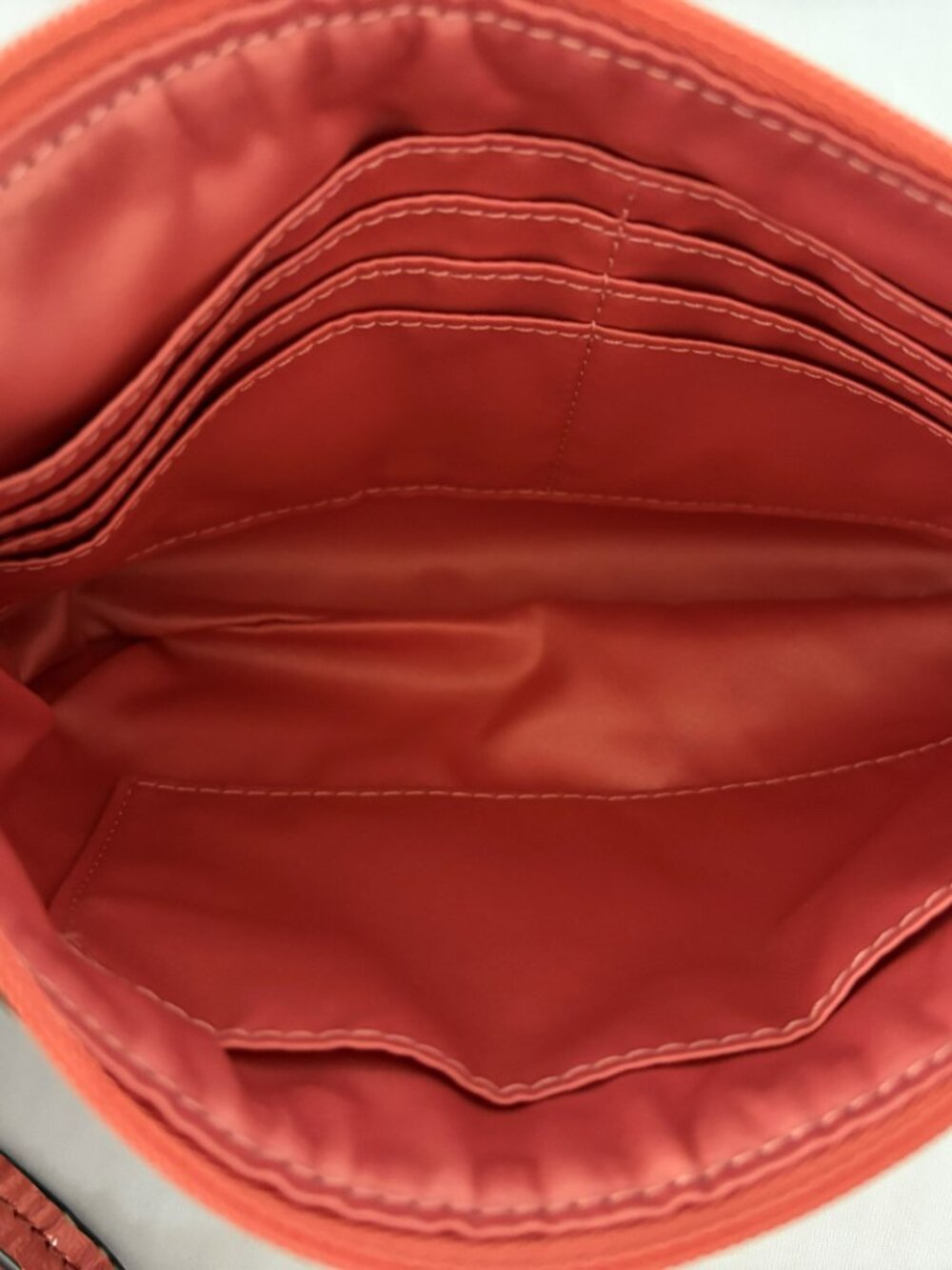 Coach Wristlet Hampton Natalia Coral and Tan Straw/Leather with Floral Appliqué - Picture 6 of 6